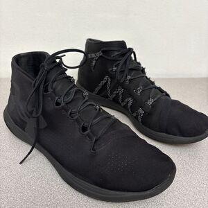 Under Armour Woman's Black Fabric High Top Lace Up Sneaker Size 10M